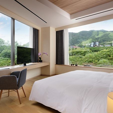 Setsu Niseko Hotel Kutchan Exterior foto